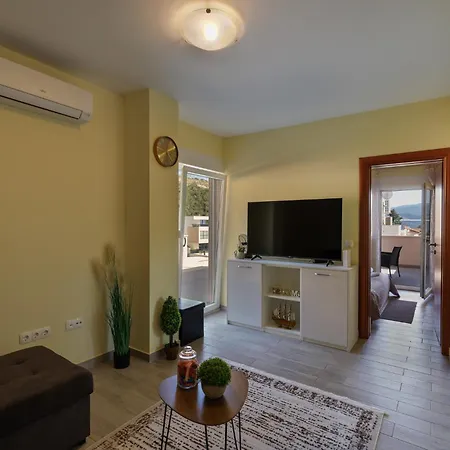 Providenca * Komarna