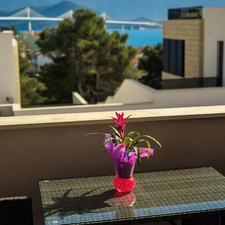Providenca Apartment Komarna