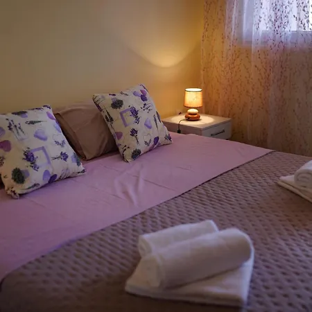 Providenca Apartment Komarna
