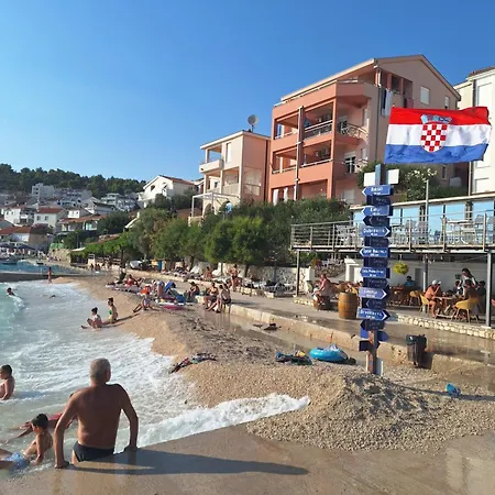 公寓 Providenca 科马尔纳